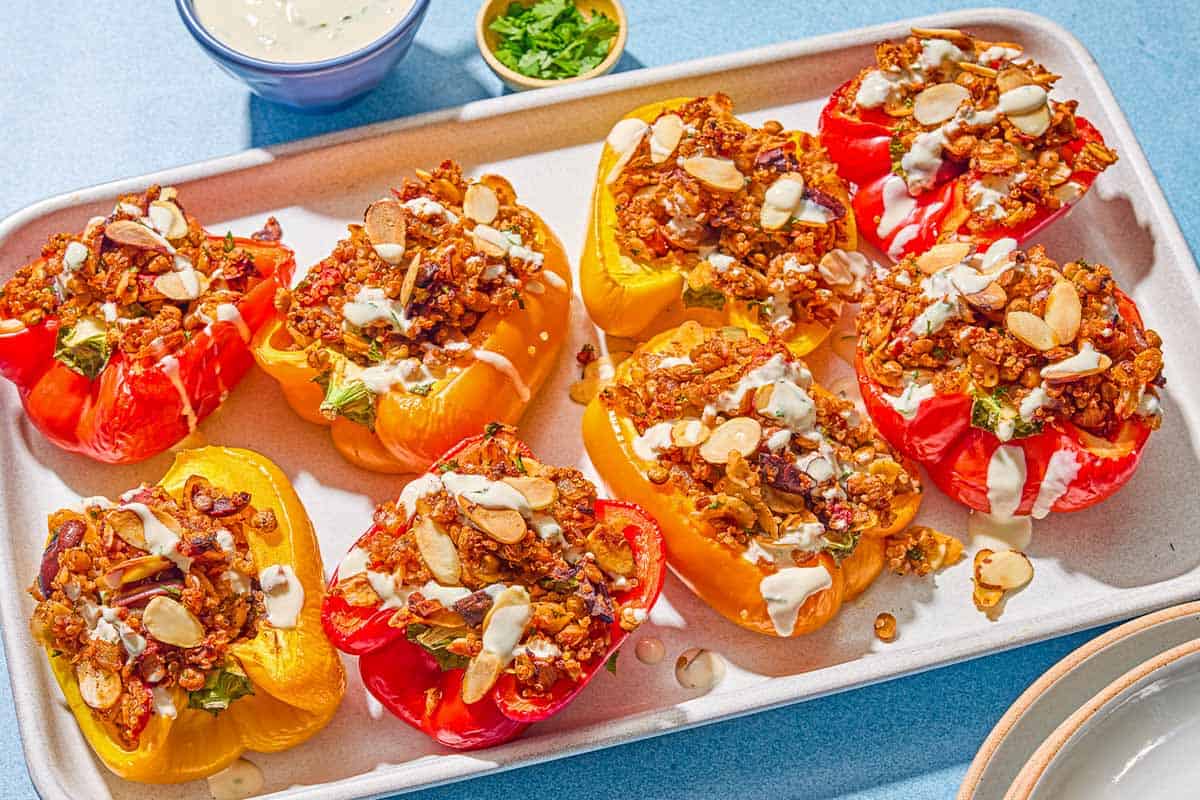 Satisfying Quinoa Stuffed Peppers: Flavor-Packed Lunch Idea